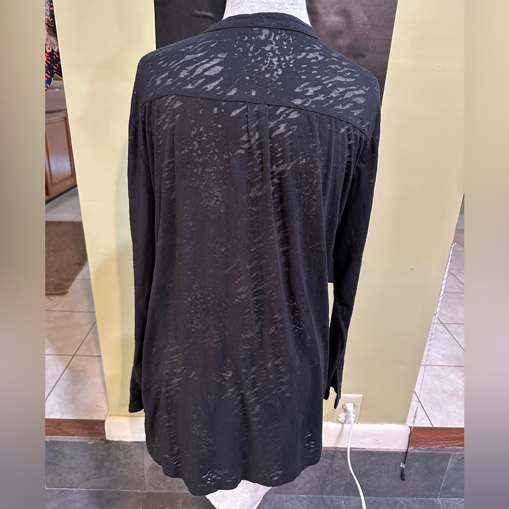 Love Nation Brand Women's pull-over tunic style top, Black Burnout, Sz 2XL